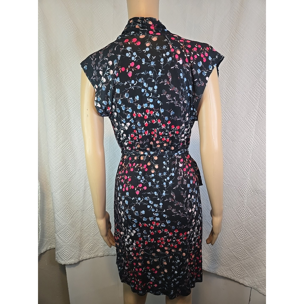 French Connection Size 2 Floral Viscose Tie Waist Dress Black Cap Sleeve Mini - Picture 7 of 9